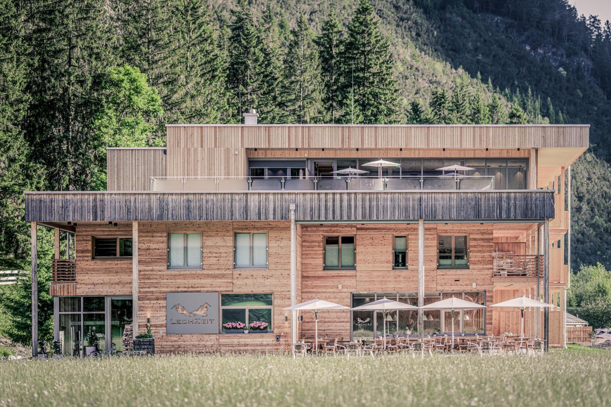 Boutique Hotel Lechzeit Elmen Exterior photo